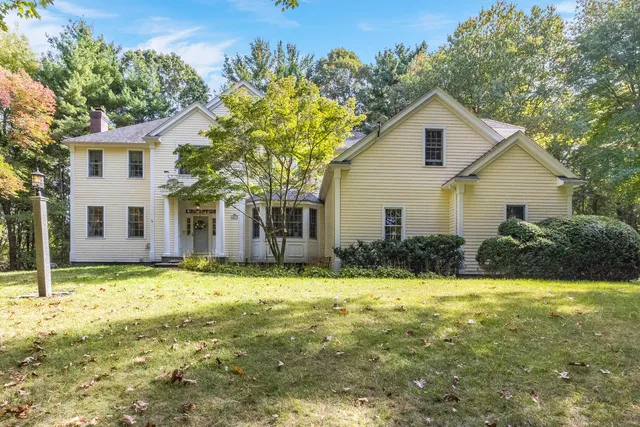 $1,375,000 | 55 Shipyard Lane, Pembroke, MA 02359