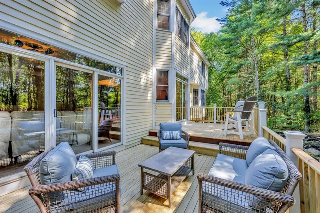 $1,375,000 | 55 Shipyard Lane, Pembroke, MA 02359