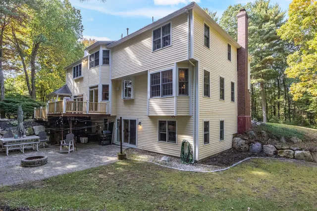 $1,375,000 | 55 Shipyard Lane, Pembroke, MA 02359