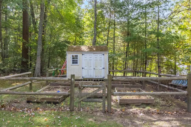 $1,375,000 | 55 Shipyard Lane, Pembroke, MA 02359