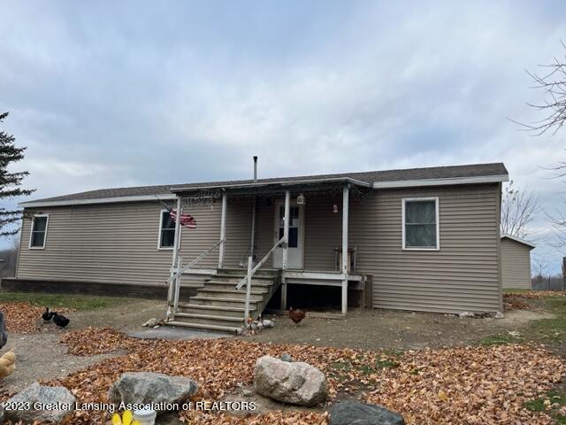 25073 R Drive N