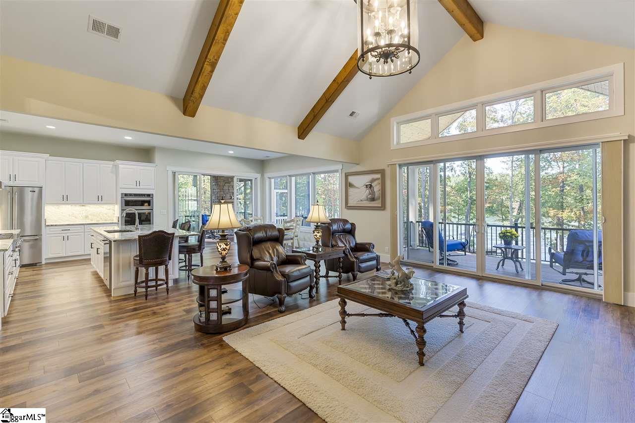 300 Pointe E Drive Seneca, SC 29672 - Photo 13 of 36