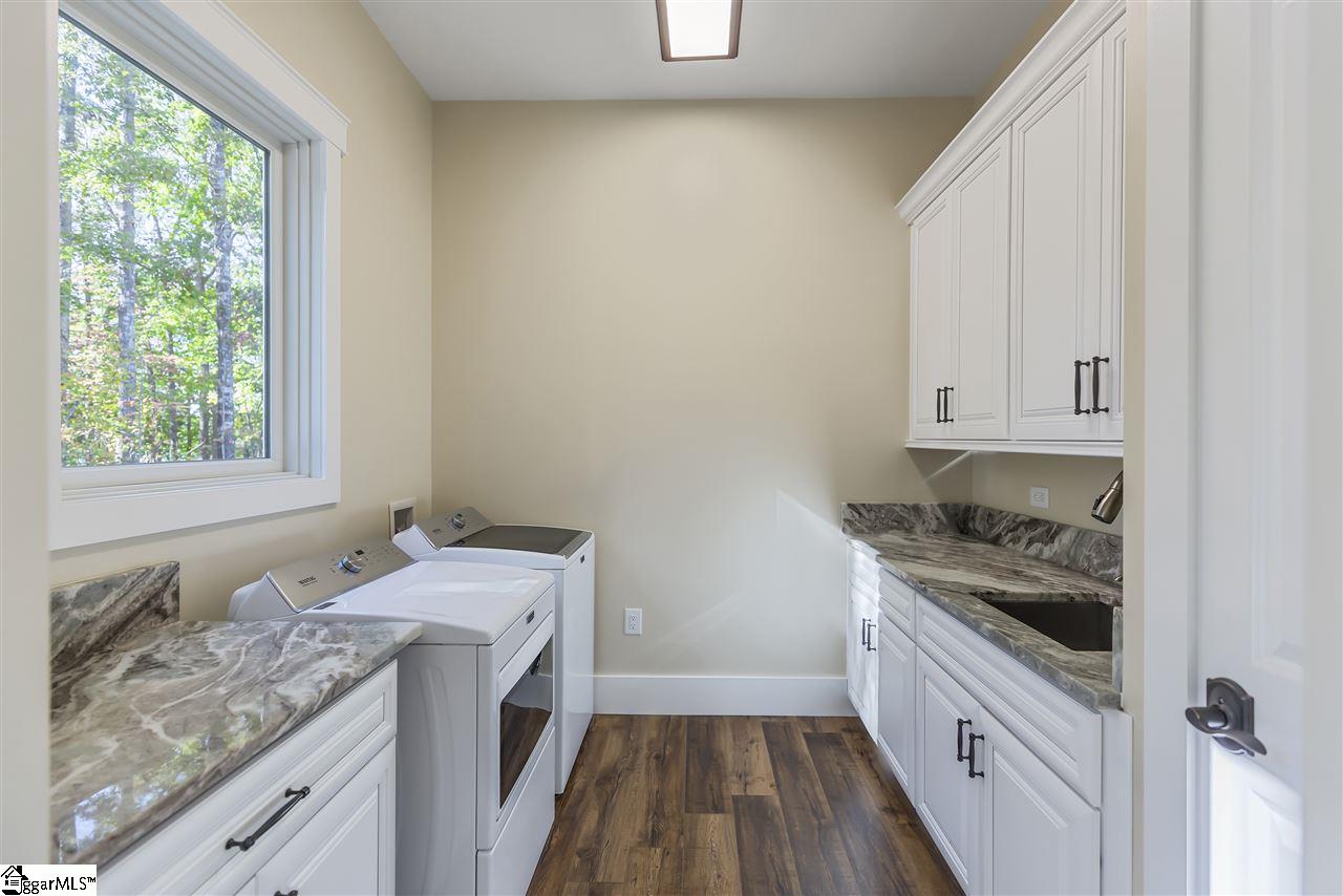 300 Pointe E Drive Seneca, SC 29672 - Photo 20 of 36