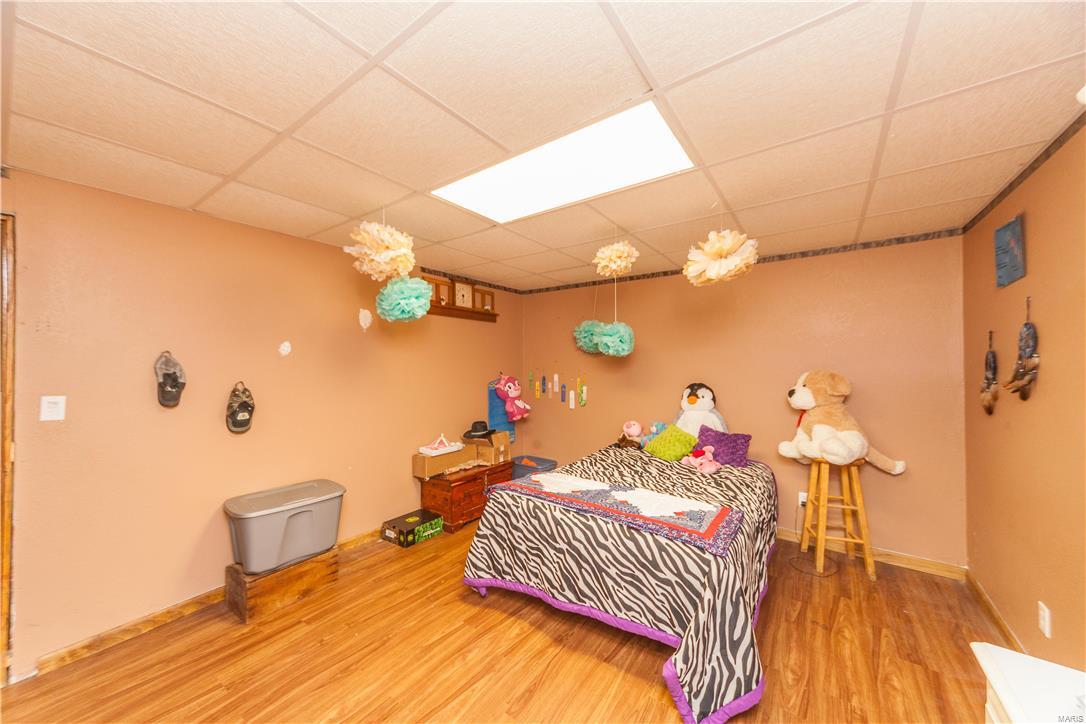 1658 Elevator Road Sorento, IL 62086 - Photo 21 of 37