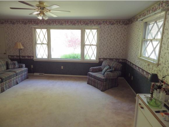 366 Middle Road Tuftonboro, NH 03816 - Photo 17 of 25