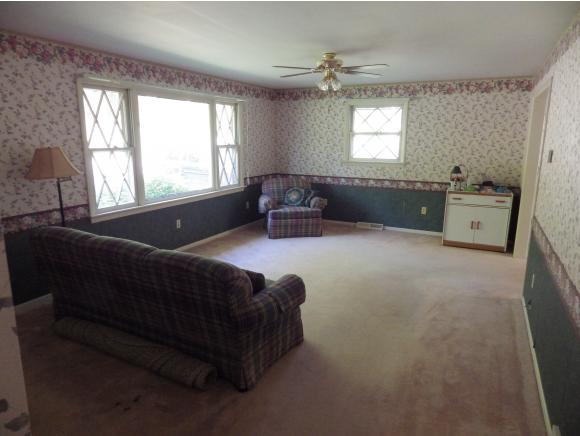 366 Middle Road Tuftonboro, NH 03816 - Photo 18 of 25