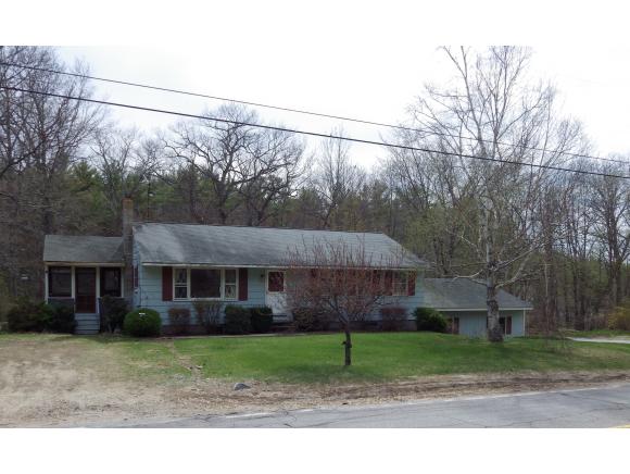366 Middle Road Tuftonboro, NH 03816 - Photo 3 of 25