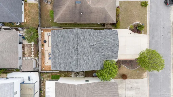 a bird view of a bathtub