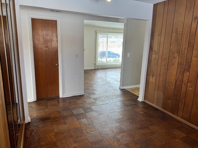 845 Virginia Road Highland Park, IL 60035 - Photo 8 of 17 Gallery Image 8