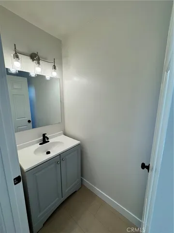 $3,450 | 8109 Cole Street, Unit 8113A, Downey, CA 90242