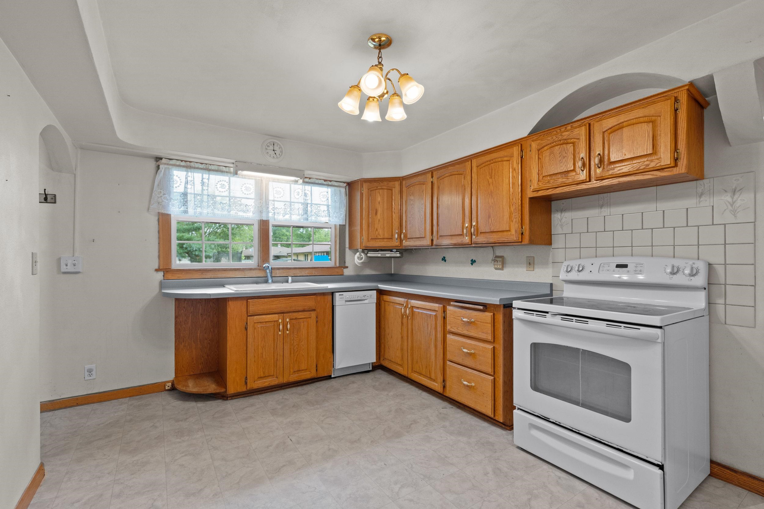 3016 Prais Street Stevens Point, WI 54481 - Photo 12 of 53
