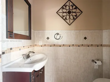 $4,700 | 12250 Southwest 2nd Street, Miami, FL 33184