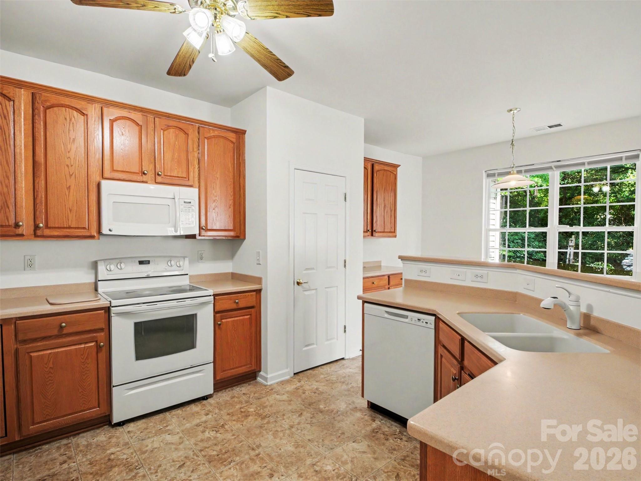834 Platinum Drive Fort Mill, SC 29708 - Photo 20 of 47