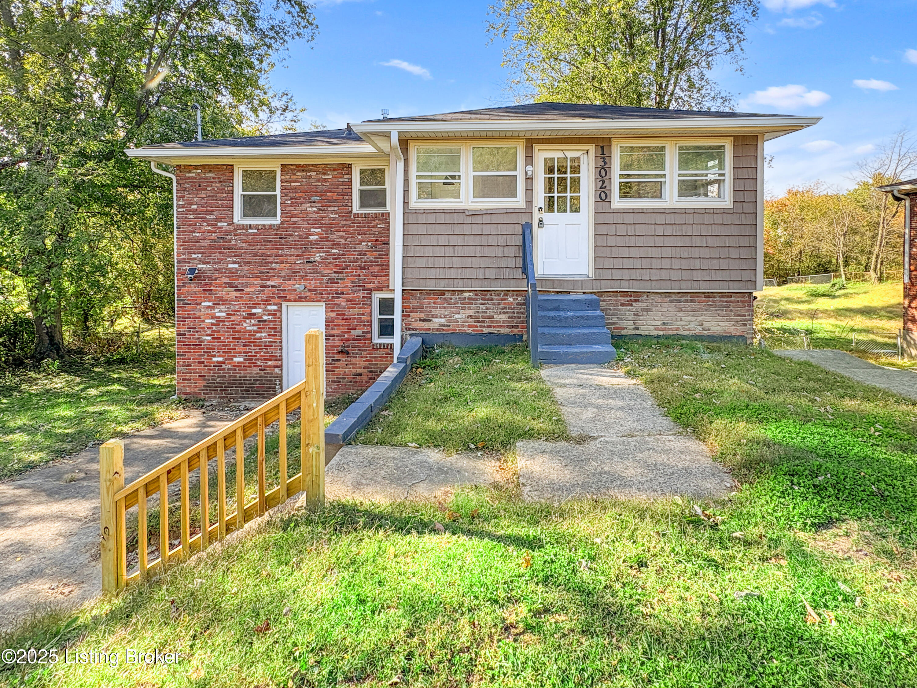 13020 East Orell Road Louisville, KY 40272 - Photo 1 of 64 Front