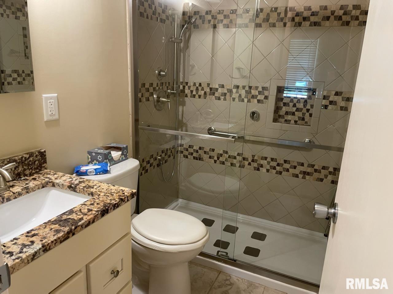 126 Dickinson Road Springfield, IL 62704 - Photo 15 of 20 Gallery Image 15