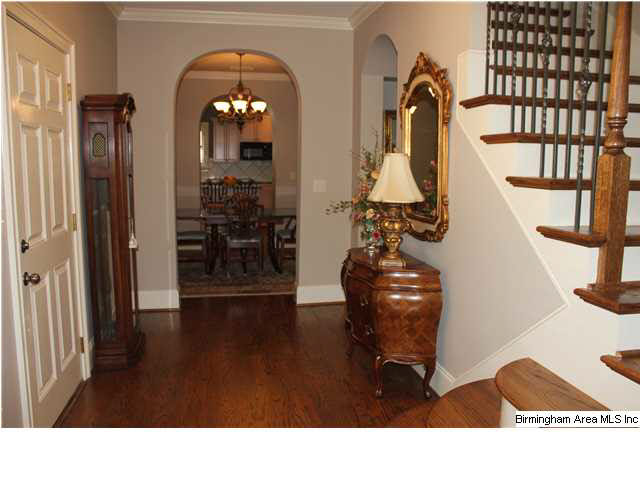 5696 Chestnut Trace Birmingham, AL 35244 - Photo 8 of 31