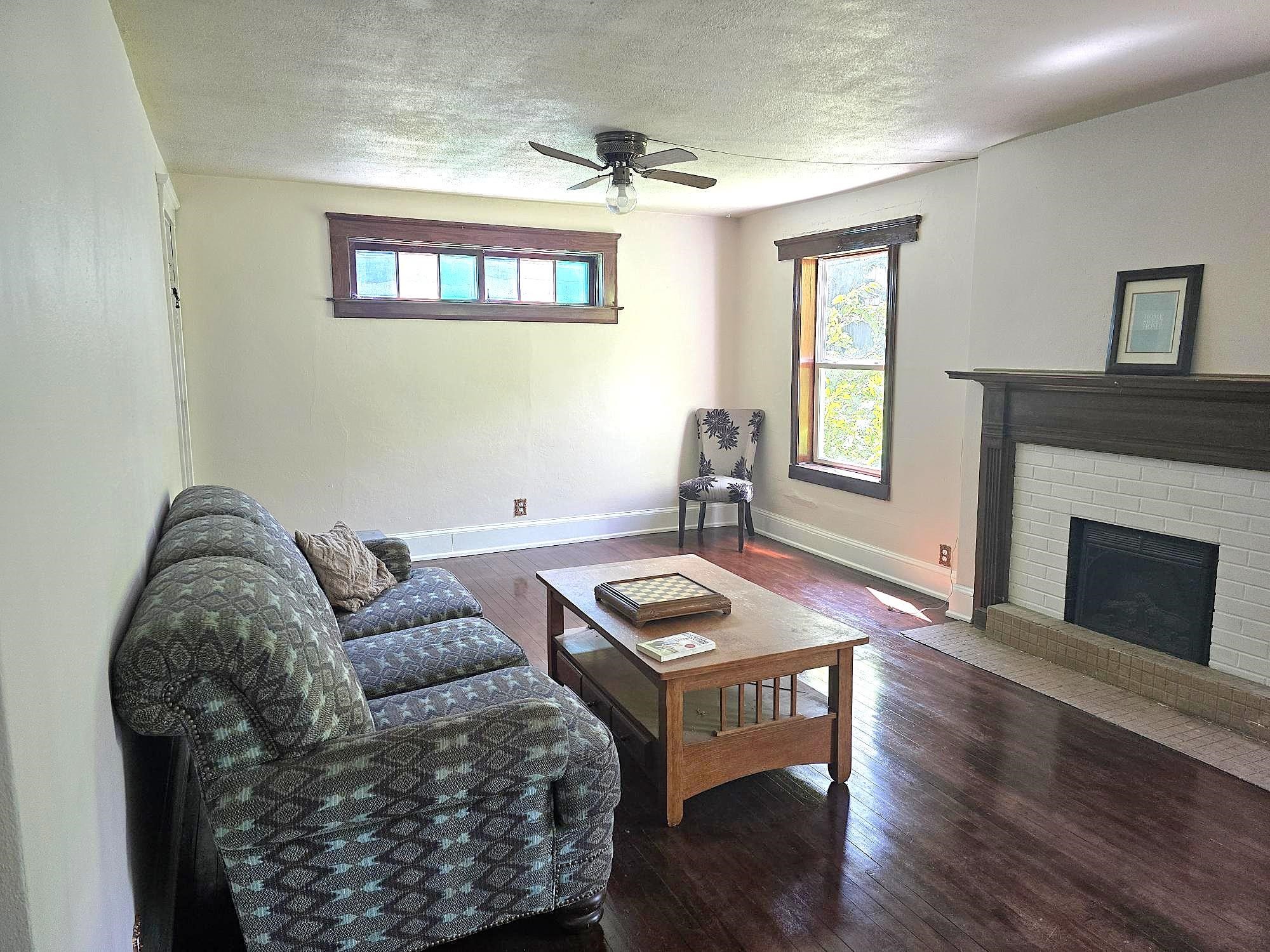 2467 South Riverside Drive Beloit, WI 53511 - Photo 10 of 46
