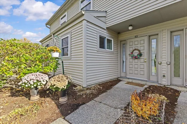 $318,000 | 413 Locust Hill Road, Unit 4, Shelburne, VT 05482