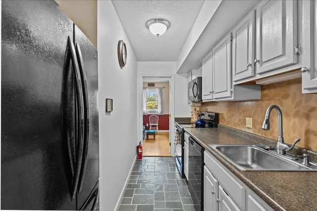 $318,000 | 413 Locust Hill Road, Unit 4, Shelburne, VT 05482