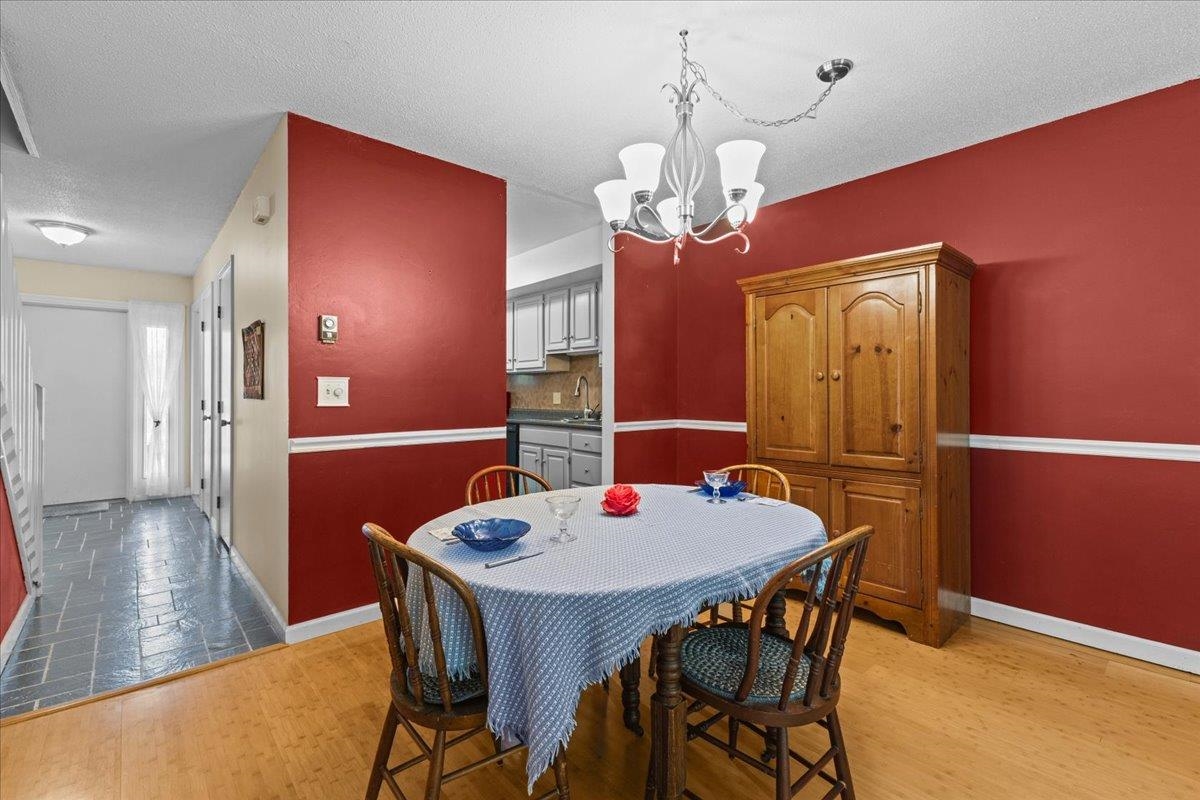 413 Locust Hill Road, Unit 4 Shelburne, VT 05482 - Photo 19 of 36