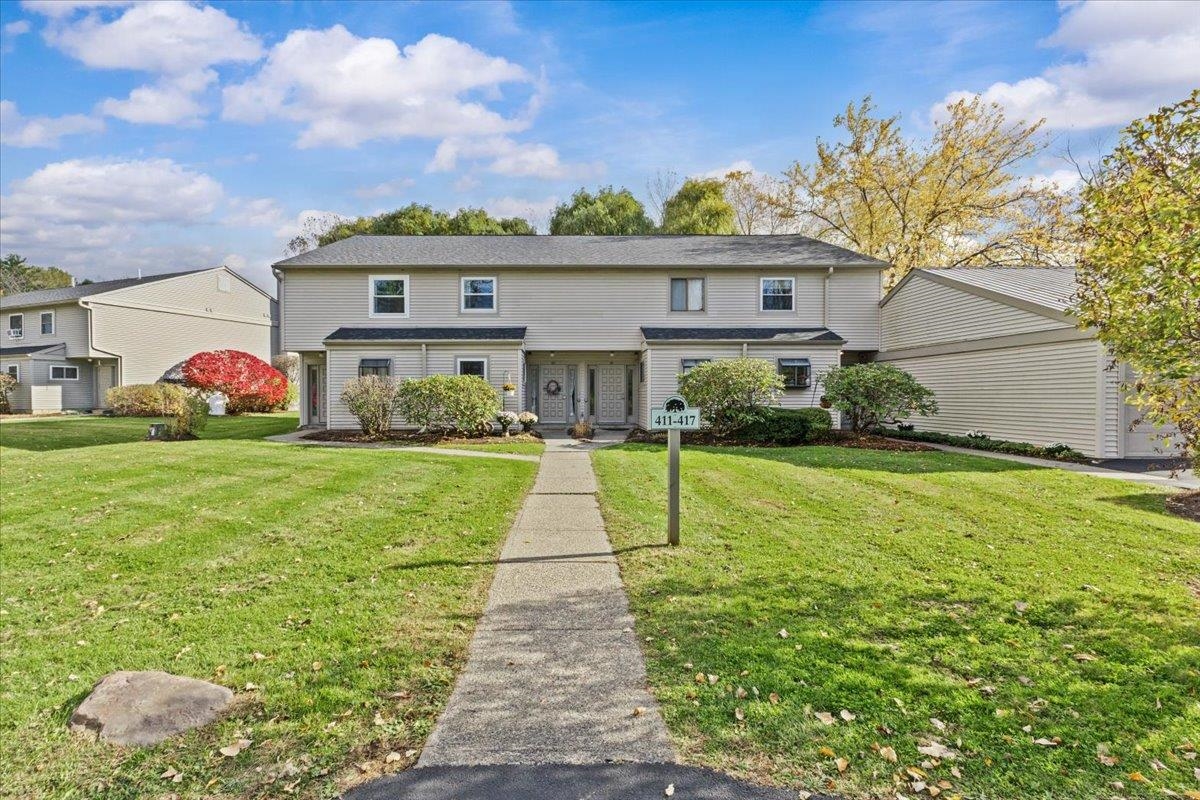 413 Locust Hill Road, Unit 4 Shelburne, VT 05482 - Photo 2 of 36