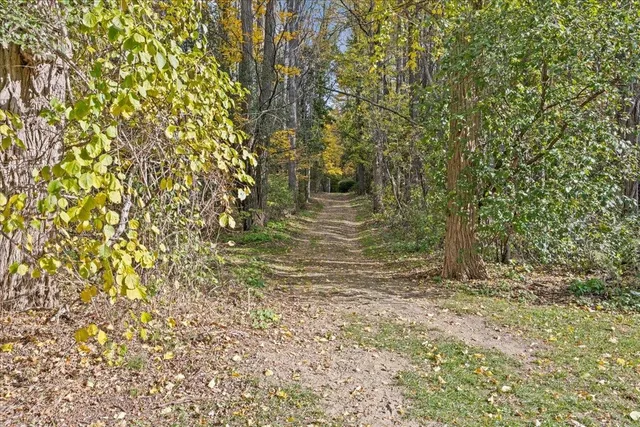 $318,000 | 413 Locust Hill Road, Unit 4, Shelburne, VT 05482