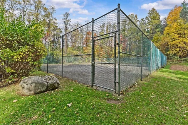 $318,000 | 413 Locust Hill Road, Unit 4, Shelburne, VT 05482