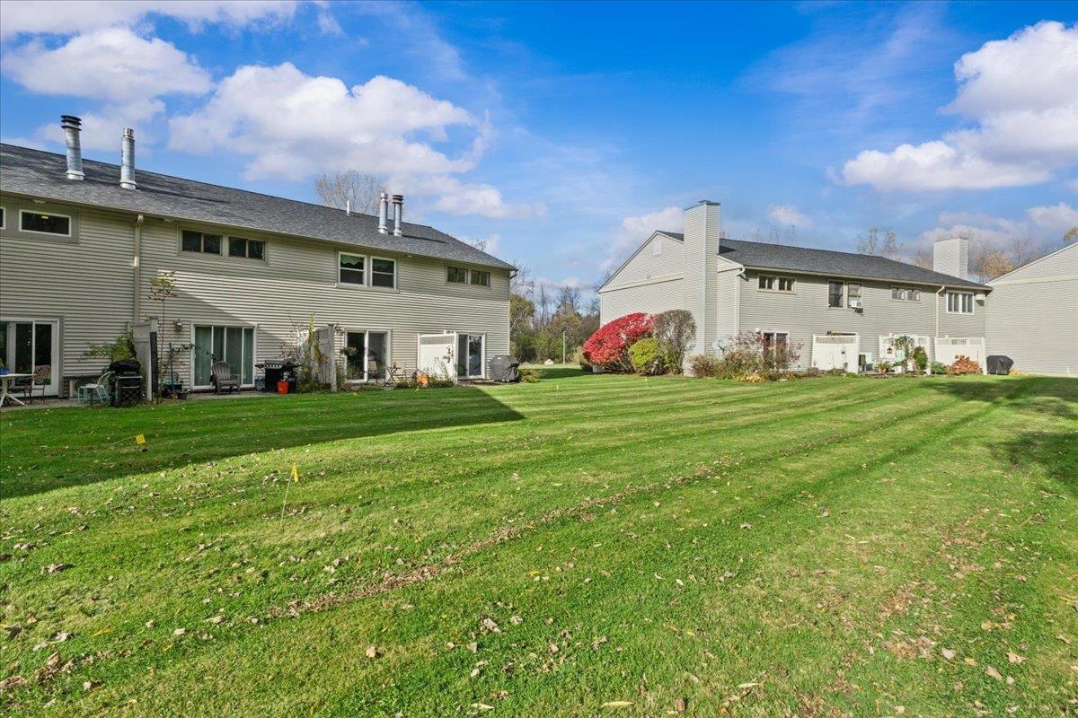 413 Locust Hill Road, Unit 4 Shelburne, VT 05482 - Photo 8 of 36