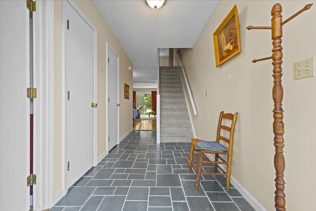 $318,000 | 413 Locust Hill Road, Unit 4, Shelburne, VT 05482