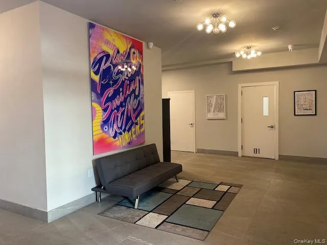 $1,900 | 70 A Ashburton Avenue, Unit 3E, Yonkers, NY 10701