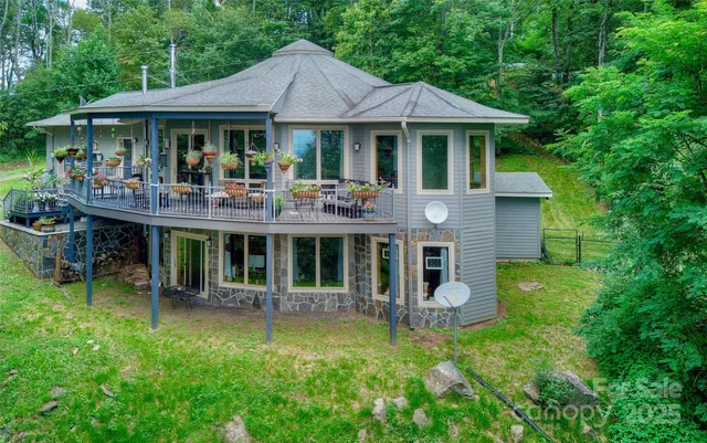 $1,199,000 | 1024 Arrowhead Ridge Road, Spruce Pine, NC 28777