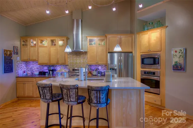 $1,199,000 | 1024 Arrowhead Ridge Road, Spruce Pine, NC 28777