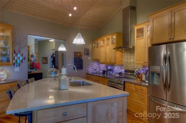 $1,199,000 | 1024 Arrowhead Ridge Road, Spruce Pine, NC 28777