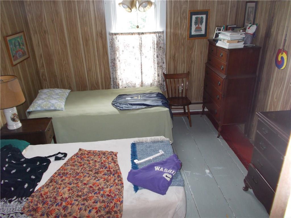 215 Robinson Road Waldoboro, ME 04572 - Photo 14 of 24 215 Robinson photo guest bed room