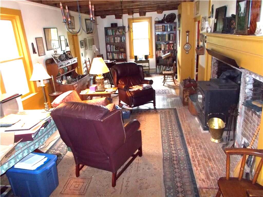 215 Robinson Road Waldoboro, ME 04572 - Photo 10 of 24 215 Robinson photo living room b