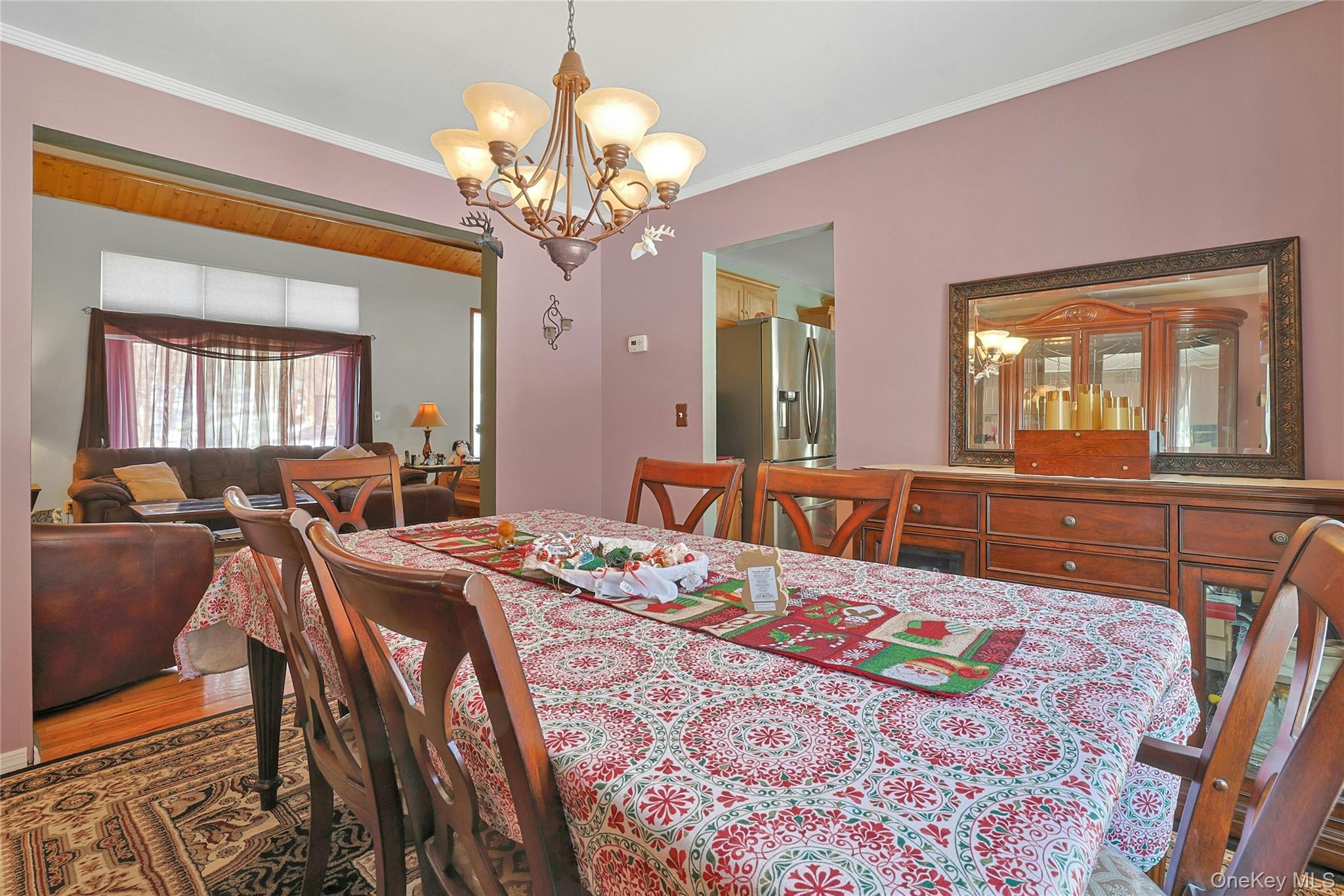31 Powder Horn Road Cortlandt Manor, NY 10567 - Photo 13 of 38 a view of a dining room with furniture