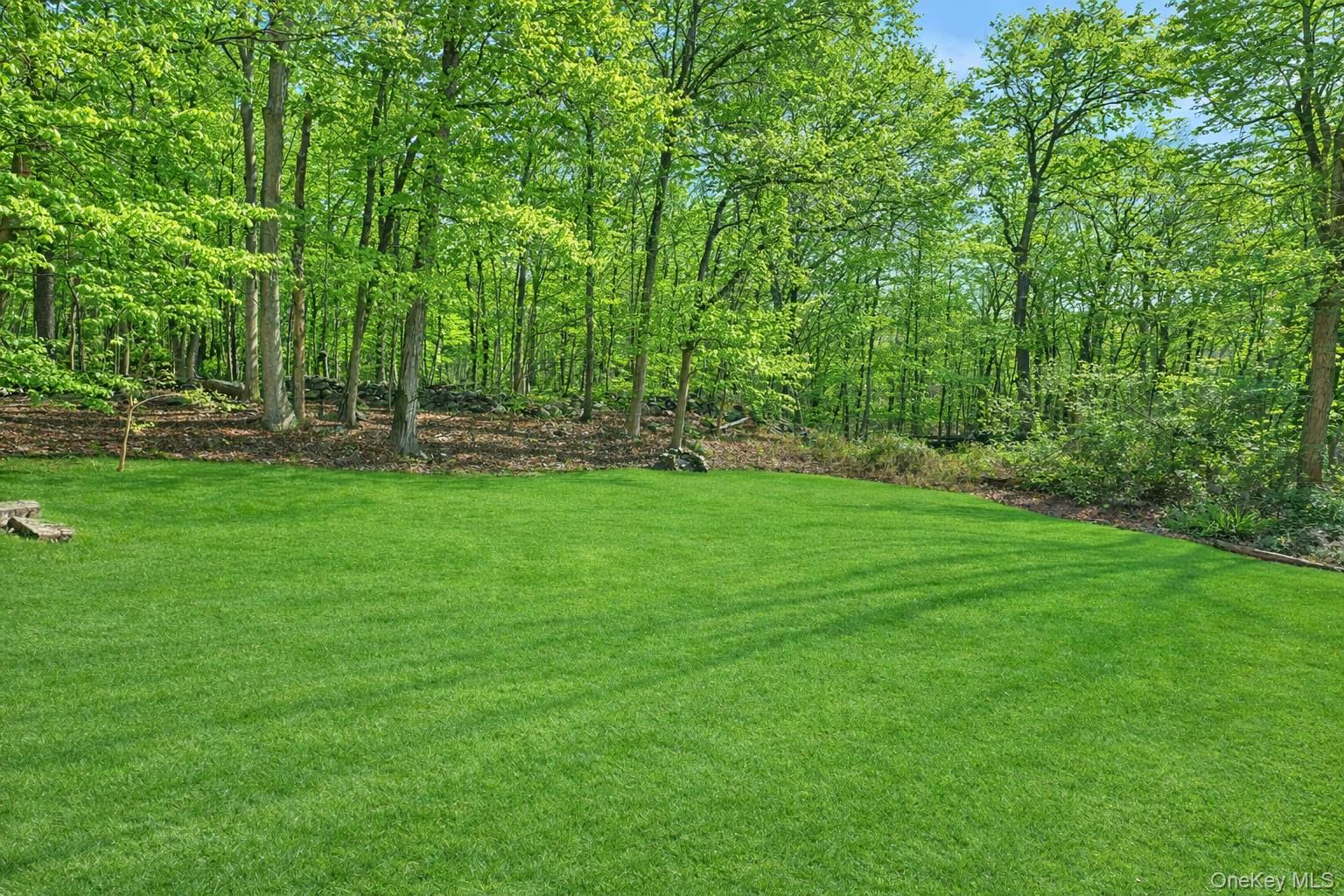 31 Powder Horn Road Cortlandt Manor, NY 10567 - Photo 33 of 36 Seasonal rendering.