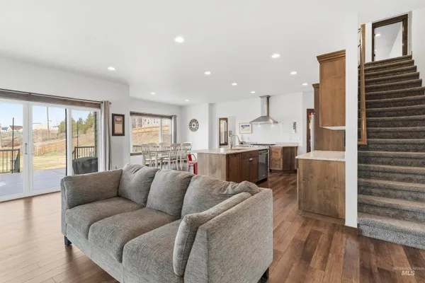 $850,000 | 1542 Lanny Lane, Moscow, ID 83843