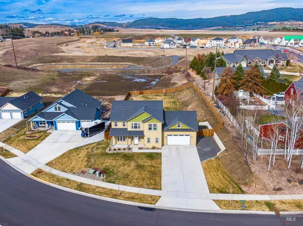 $850,000 | 1542 Lanny Lane, Moscow, ID 83843