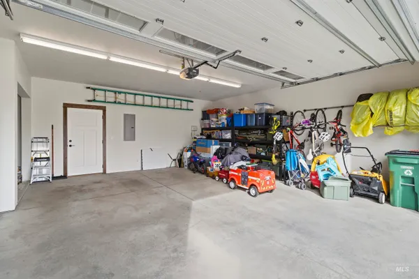 $850,000 | 1542 Lanny Lane, Moscow, ID 83843