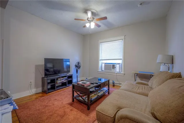 $659,000 | 1017 West 39th Street, Kansas City, MO 64111