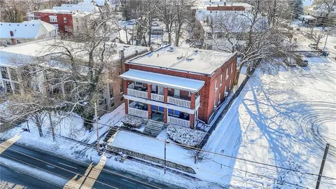 $659,000 | 1017 West 39th Street, Kansas City, MO 64111