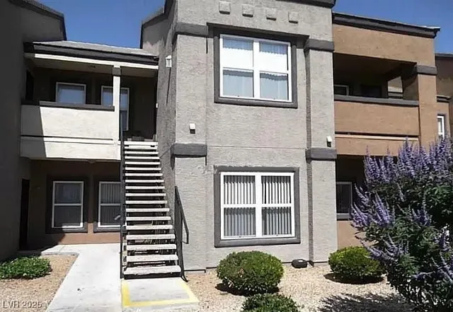 $1,465 | 6650 West Warm Springs Road, Unit 2134, Las Vegas, NV 89118
