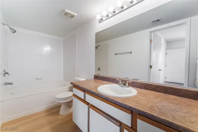 $1,465 | 6650 West Warm Springs Road, Unit 2134, Las Vegas, NV 89118