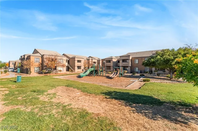 $1,465 | 6650 West Warm Springs Road, Unit 2134, Las Vegas, NV 89118