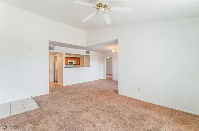 $1,465 | 6650 West Warm Springs Road, Unit 2134, Las Vegas, NV 89118