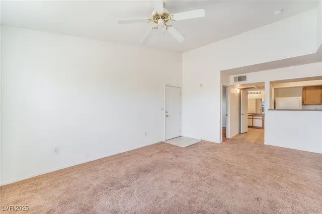 $1,465 | 6650 West Warm Springs Road, Unit 2134, Las Vegas, NV 89118