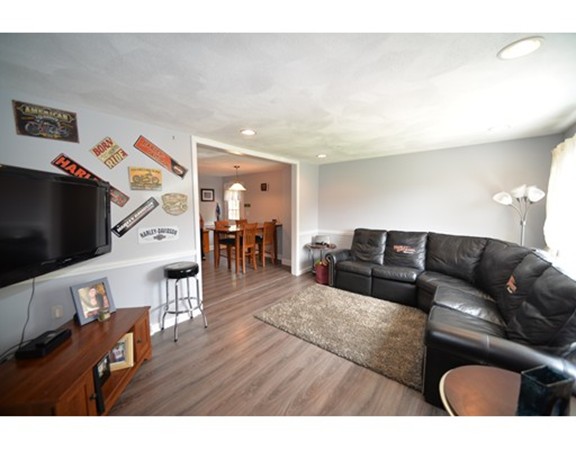 291 Ferry Road, Unit 291 Haverhill, MA 01835 - Photo 17 of 24 Gallery Image 17