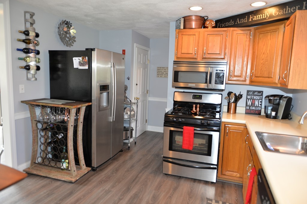 291 Ferry Road, Unit 291 Haverhill, MA 01835 - Photo 10 of 24 Gallery Image 10