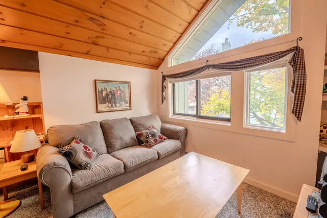 $675,000 | 3 Big Bear Lane, Lincoln, NH 03251